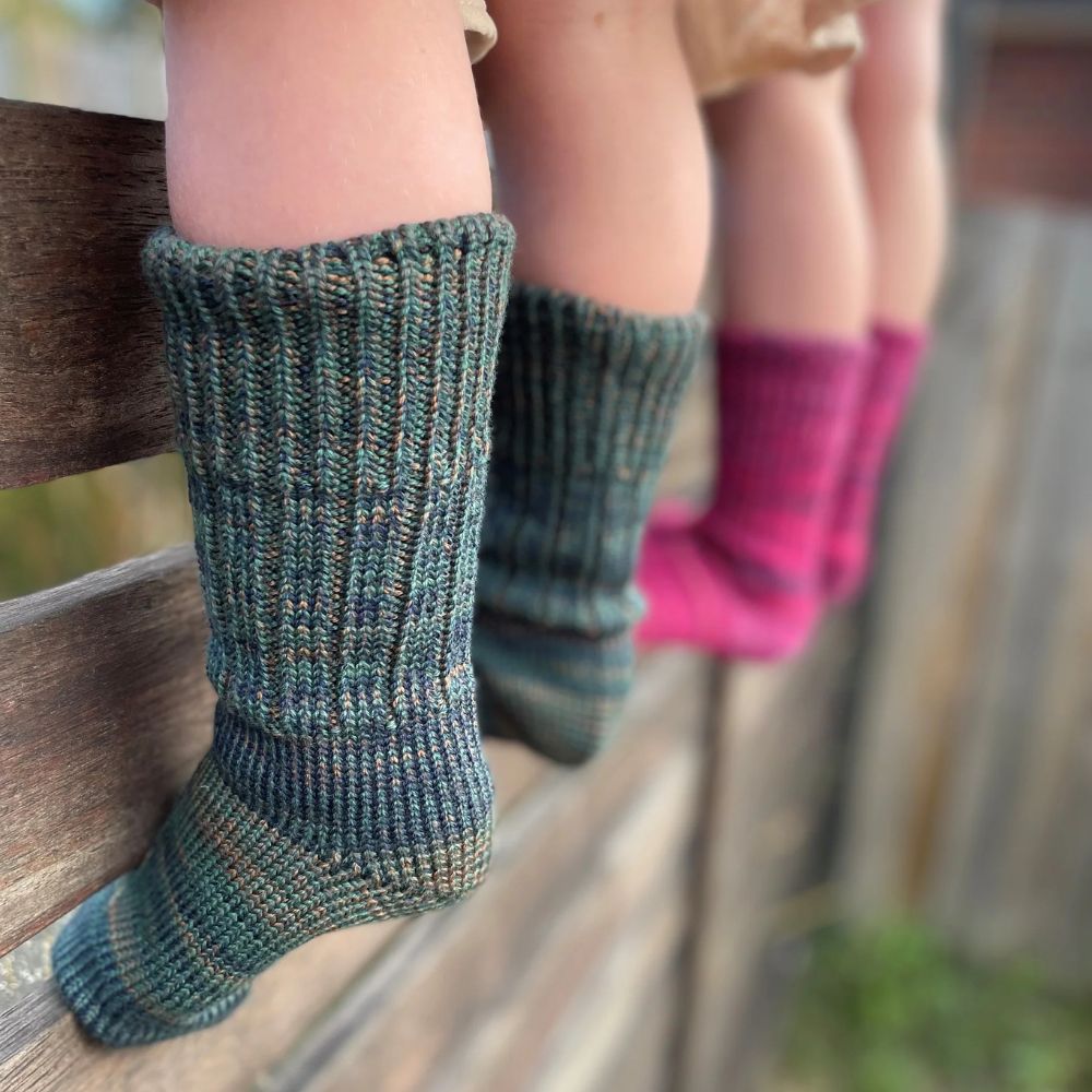 Mongrel Socks Merino Mini Mongrels Kids Socks - Mulberry