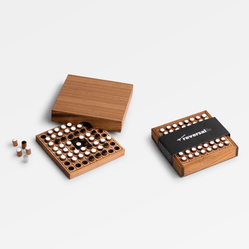 Planet Finska Reversal Travel Wooden Game