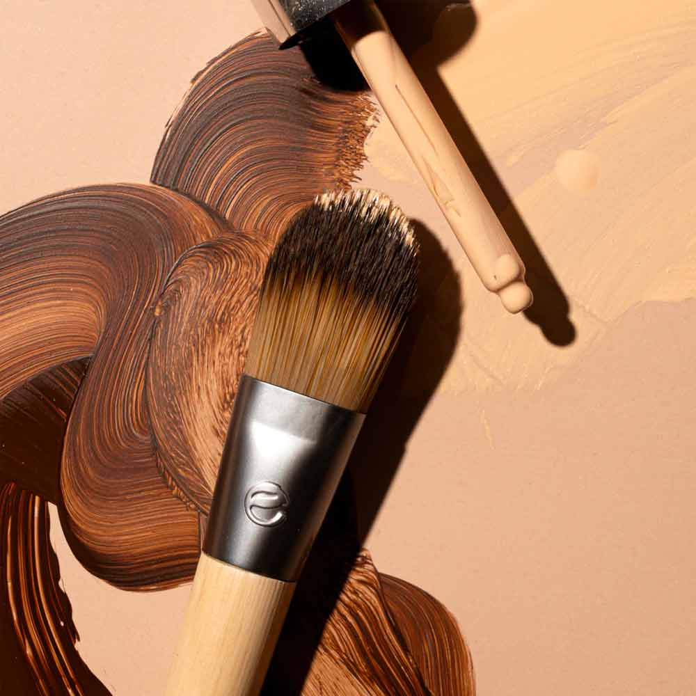 EcoTools makeup brush - foundation
