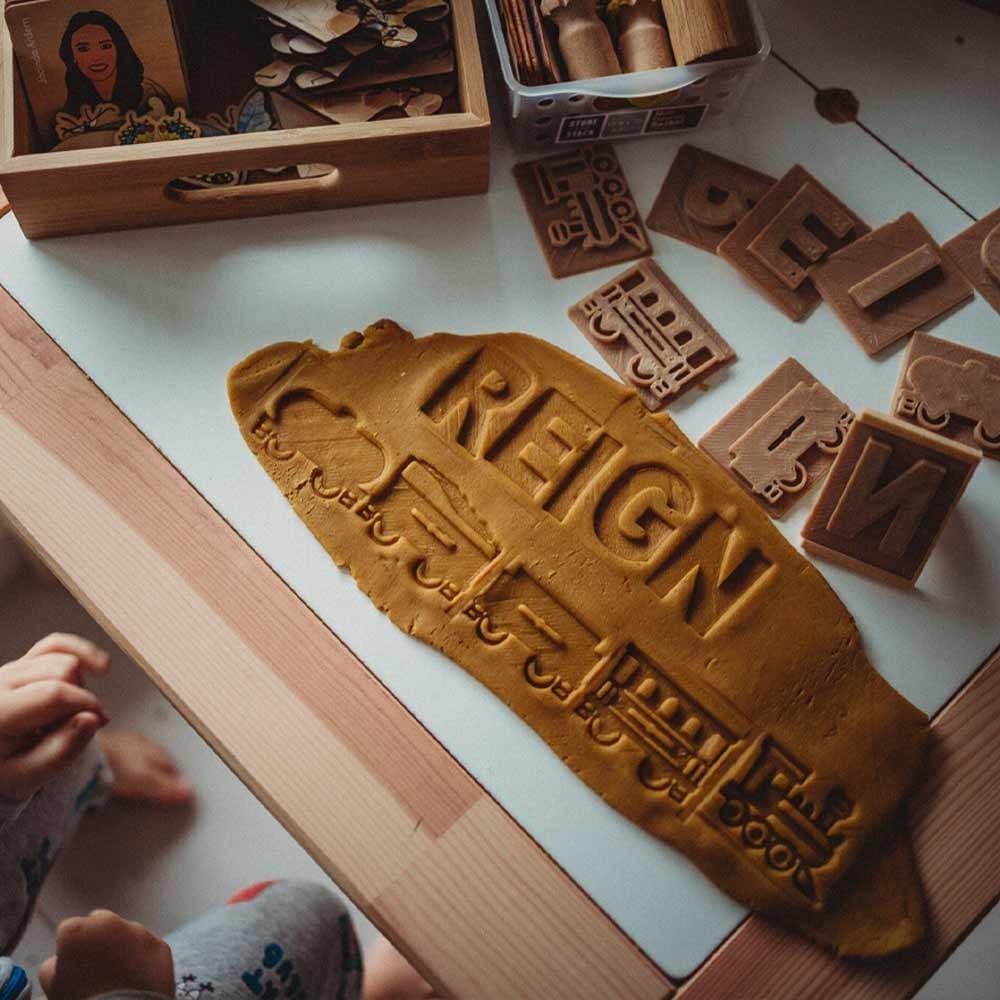 Kinfolk Pantry Eco Stamp Set Train (6pcs)