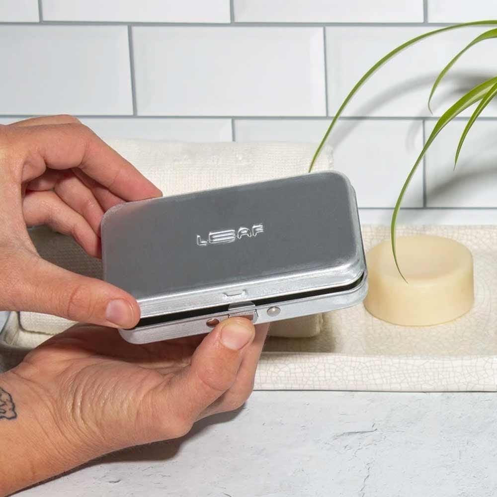 Leaf Shave The Twig Travel Case - Neutral/Silver