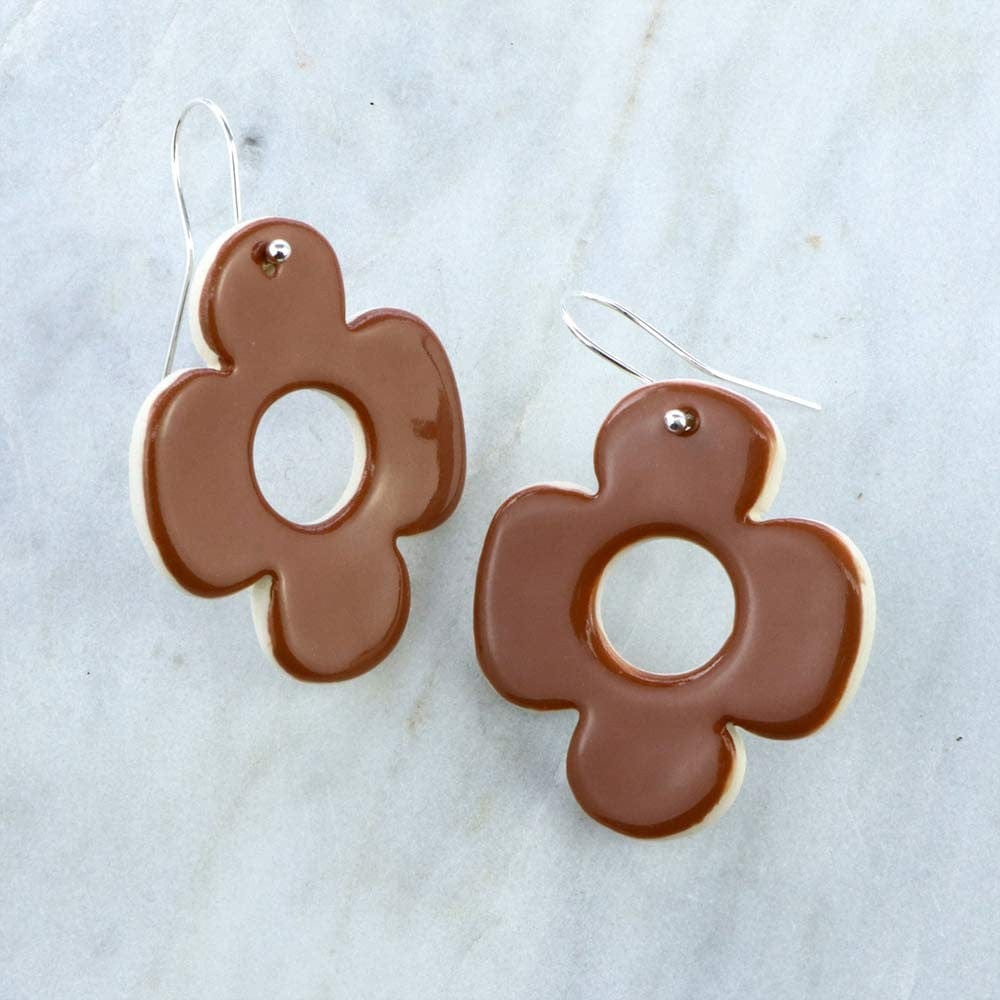 Paper Boat Press Flower Pop Hanging Earrings - Caramel