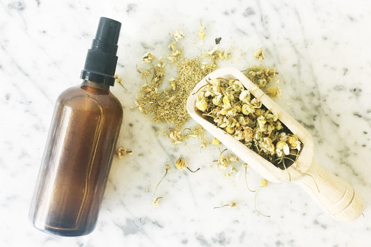 DIY Herbal Conditioning Hair Spritz