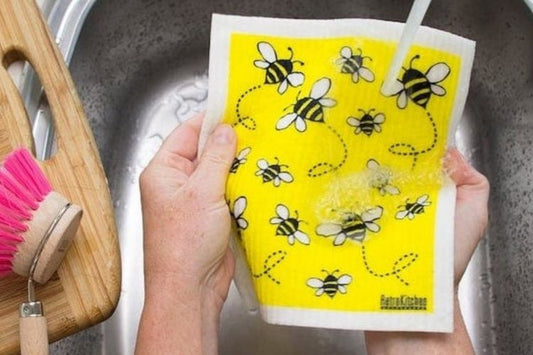 Why Switch to Reusable Dish Cloths?