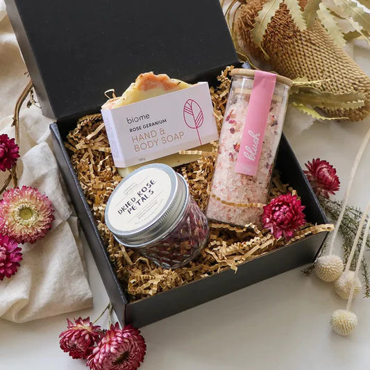 Unique Corporate Gifts Australia like a beautiful roses gift box