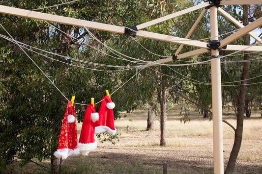 How to Celebrate Christmas the Aussie Way: Home, Table, Tree and Traditions