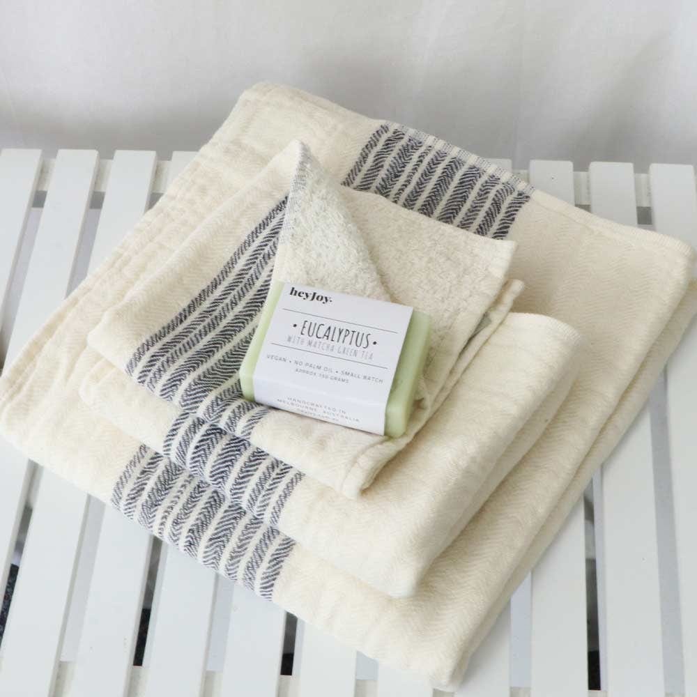 Kontex Flaxline Hand Towel - Navy & Ivory
